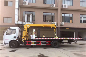 前进区附近汽车轮胎更换