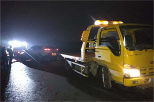 前进区24小时车辆搭电联系电话